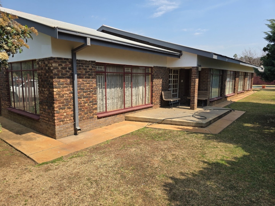 3 Bedroom Property for Sale in Potchefstroom North West